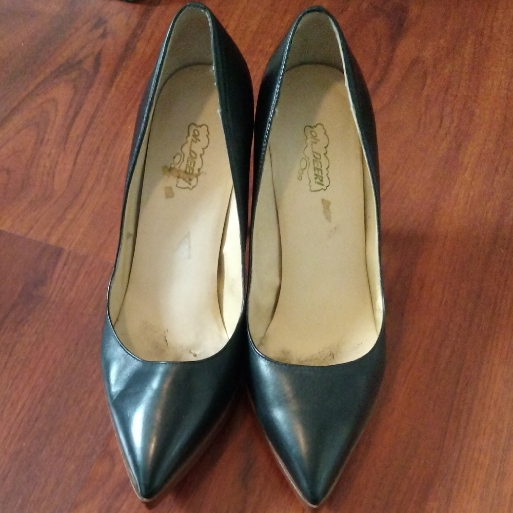 Oh Deer! Black Pumps Size 8.5